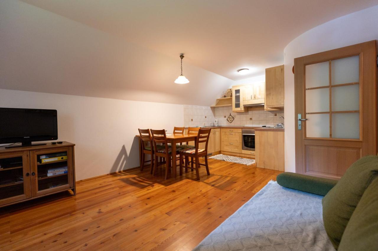 Ferienwohnung Mala Hisa Solčava Exterior foto